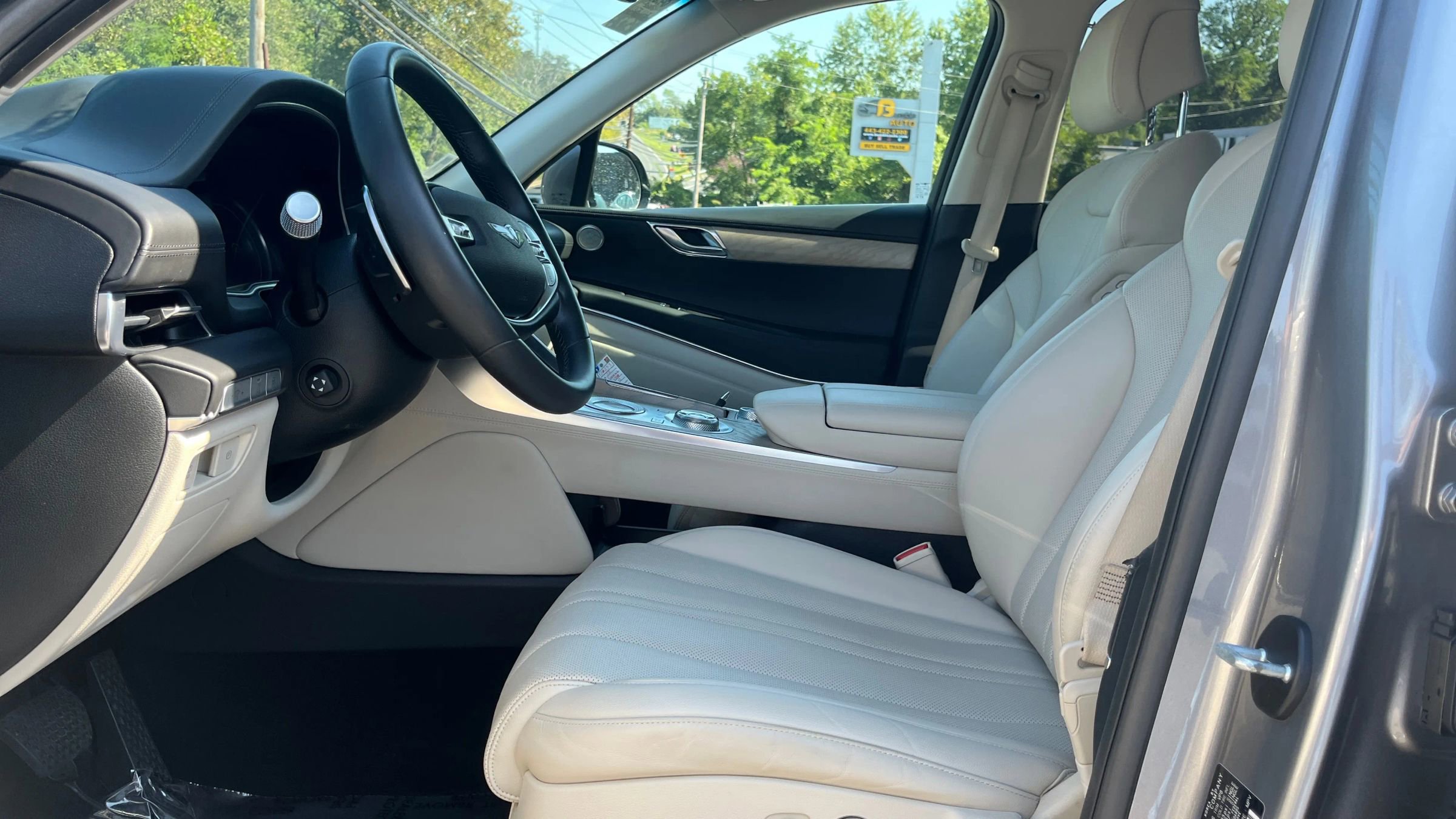 Used 2022 Genesis GV80 3.5T image 9