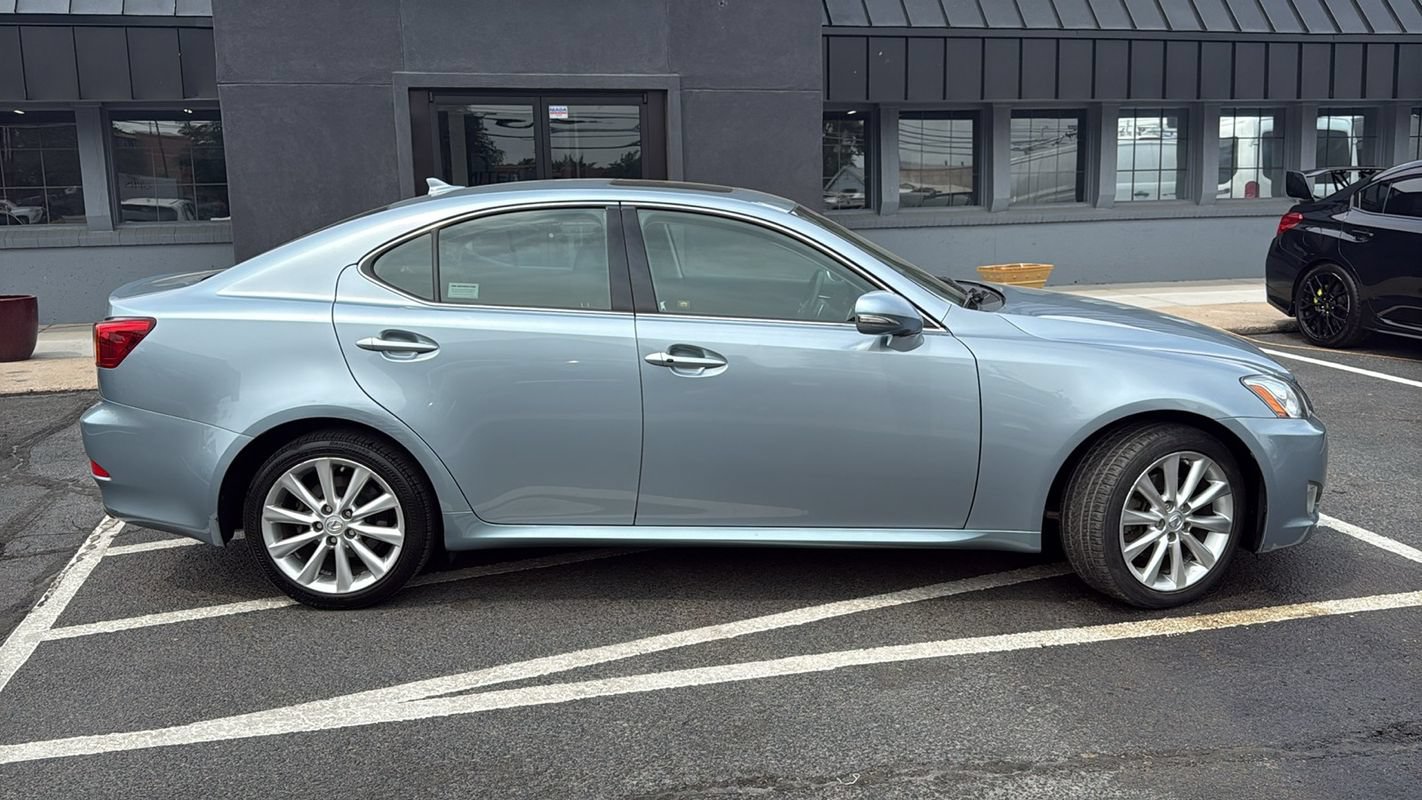 Used 2009 Lexus IS 250 AWD image 2