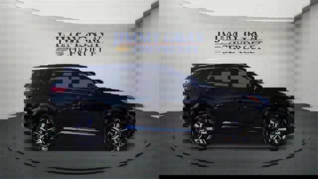 Used 2023 Nissan Rogue SL w/ SL Premium Package image 2