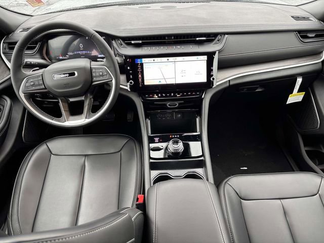 New 2026 Jeep Grand Cherokee L Limited AWD/4WD image 2