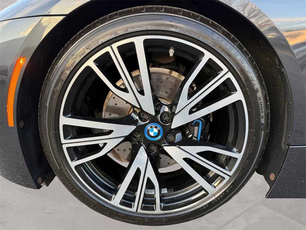 Used 2015 BMW i8 image 14