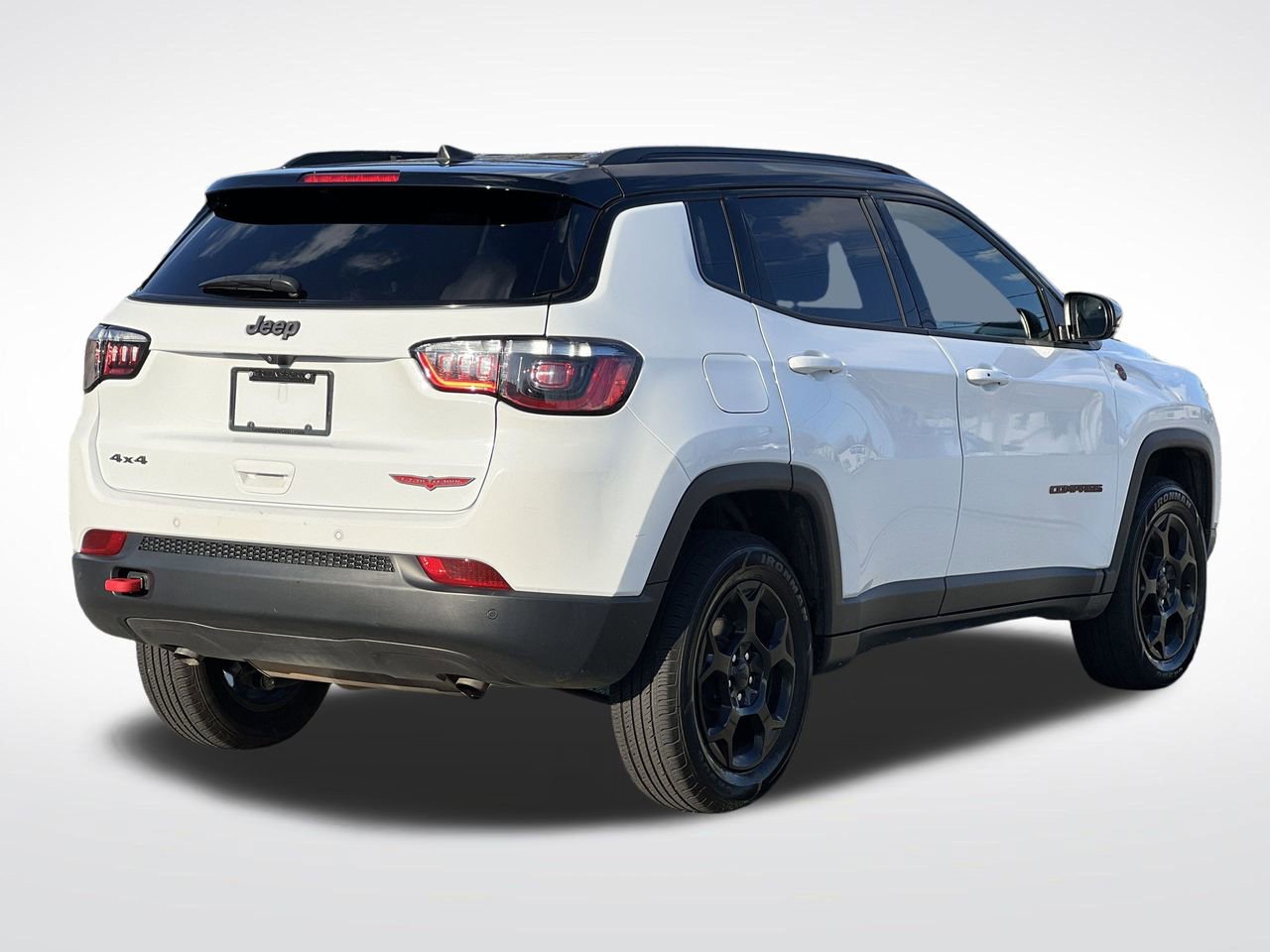 Used 2023 Jeep Compass Trailhawk image 31