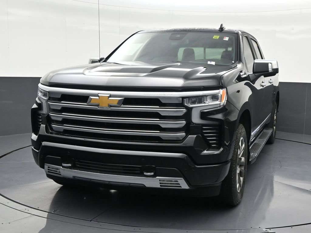 Used 2024 Chevrolet Silverado 1500 High Country RWD image 9