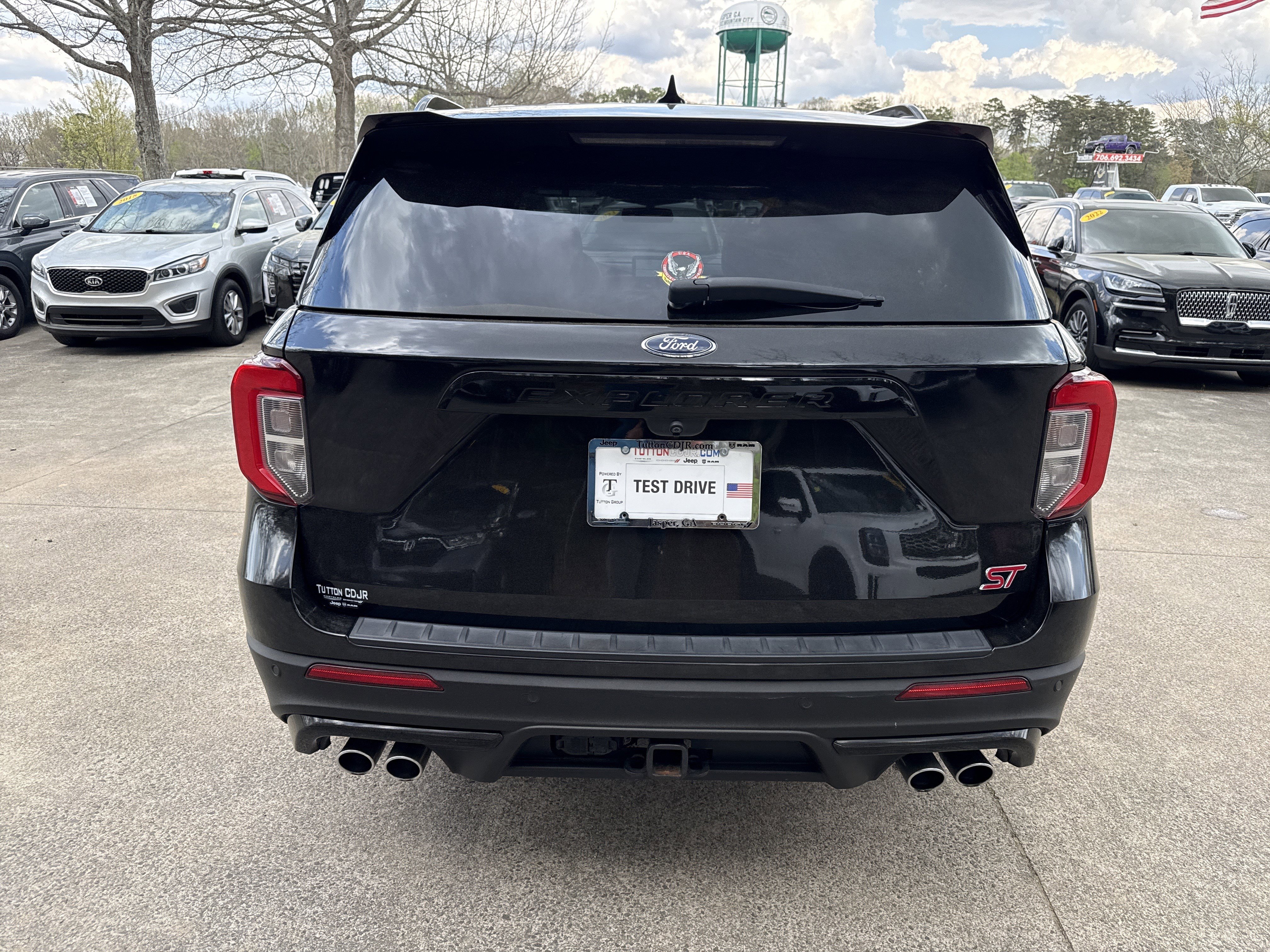 Used 2020 Ford Explorer ST w/ ST Street Pack image 6