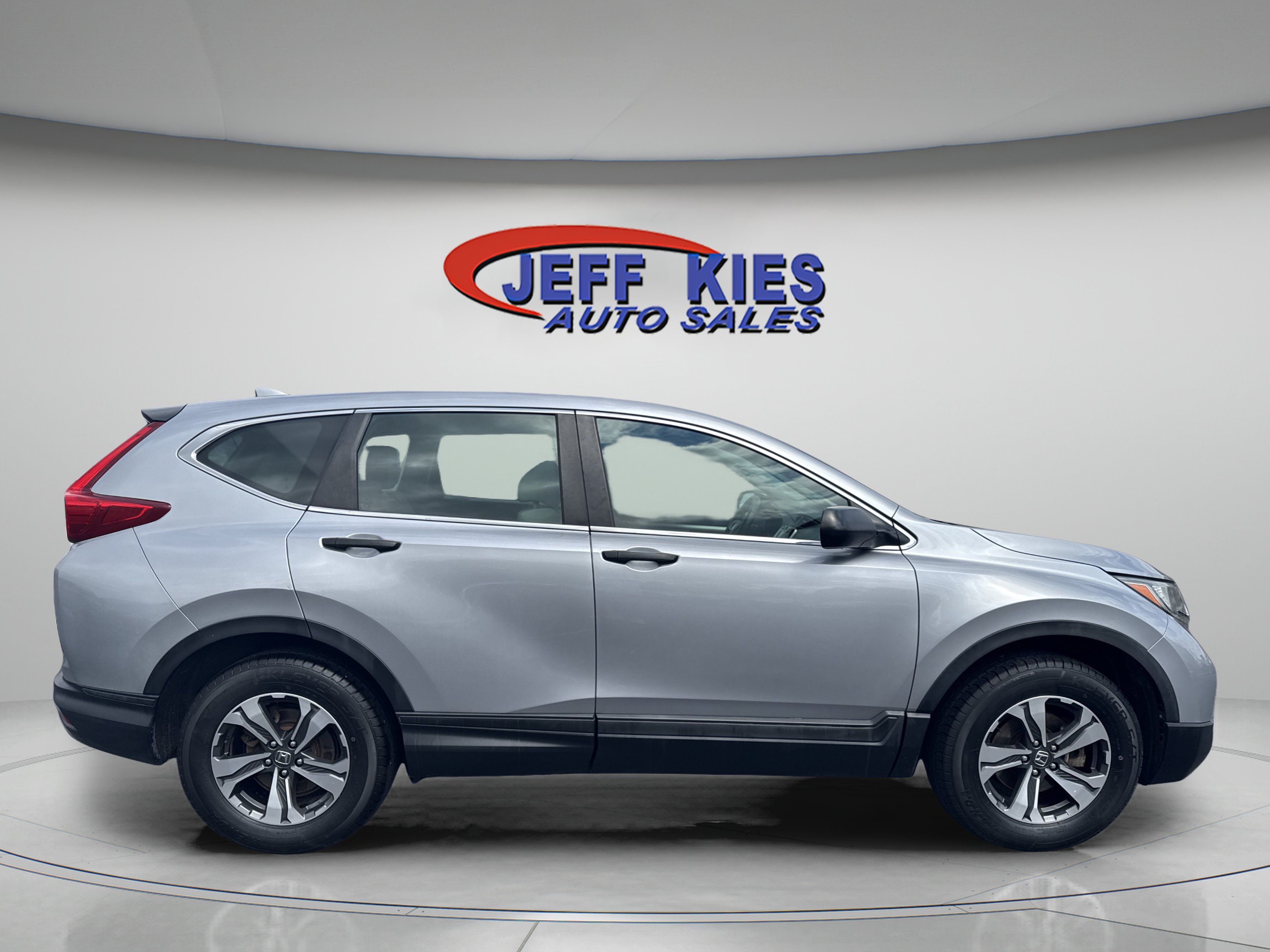 Used 2019 Honda CR-V LX image 4