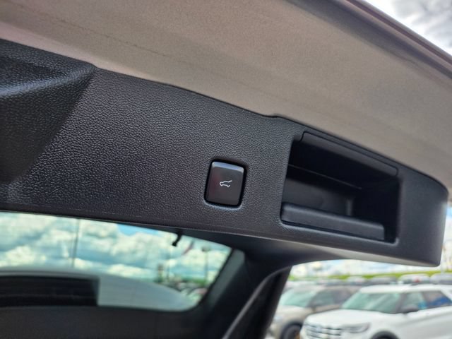 Used 2023 Ford Escape Active w/ Tech Pack #2 AWD/4WD image 11