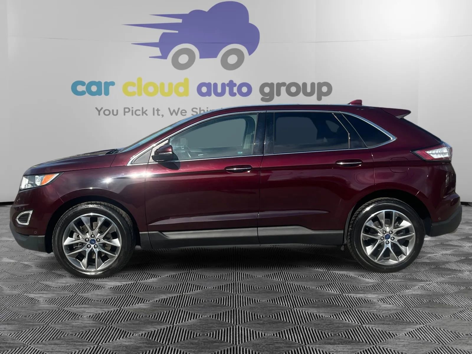 Used 2017 Ford Edge Titanium w/ Equipment Group 302A AWD/4WD image 2