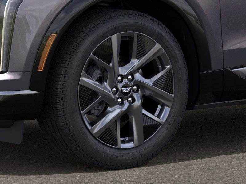 New 2026 Cadillac Optiq Luxury 1 image 9