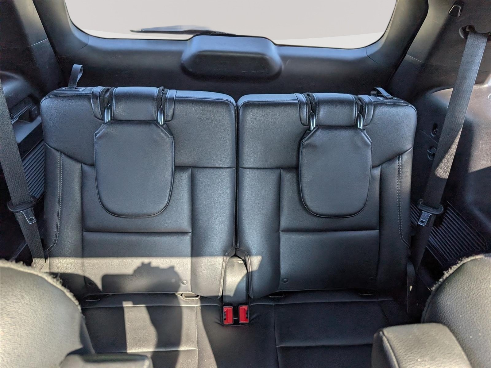 Used 2020 Ford Explorer XLT w/ Equipment Group 202A AWD/4WD image 13