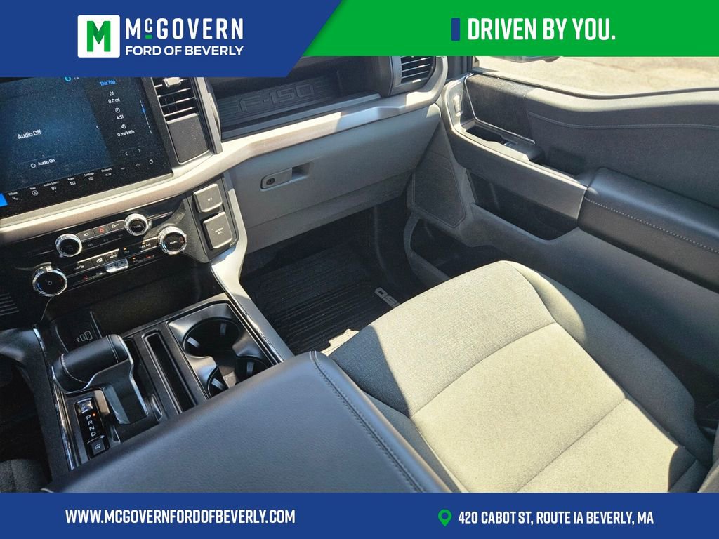 Used 2025 Ford F150 Lightning XLT AWD/4WD image 14