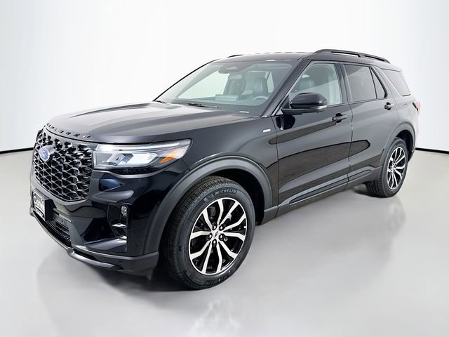 New 2026 Ford Explorer ST-Line image 3