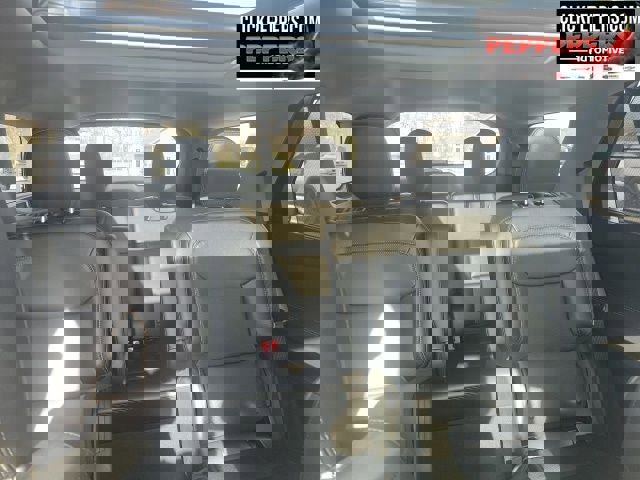 Used 2023 Ford Explorer Limited w/ Limited Technology Package image 14