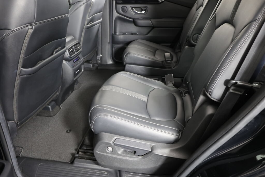 Used 2024 Honda Pilot EX-L image 18