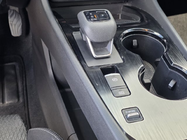 Used 2024 Nissan Rogue SV FWD image 22