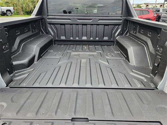 New 2026 GMC Hummer EV 4x4 Crew Cab image 13
