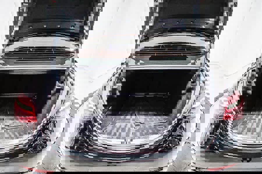 Used 2025 Mercedes-Benz C 300 Sedan image 27