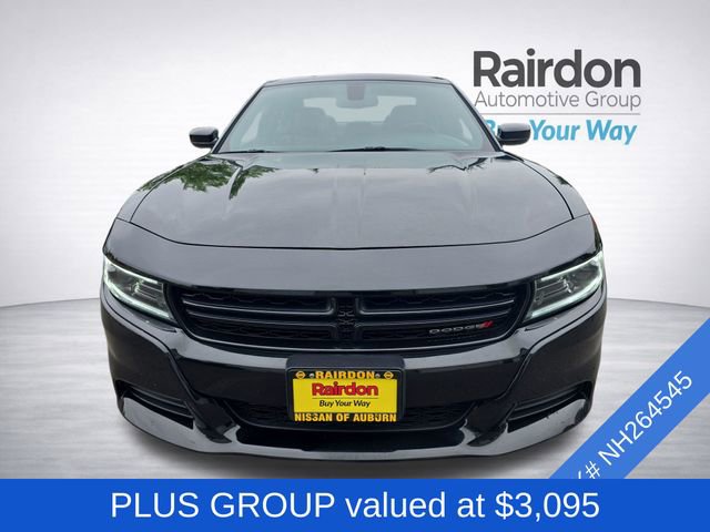 Used 2022 Dodge Charger SXT w/ Plus Group RWD image 2