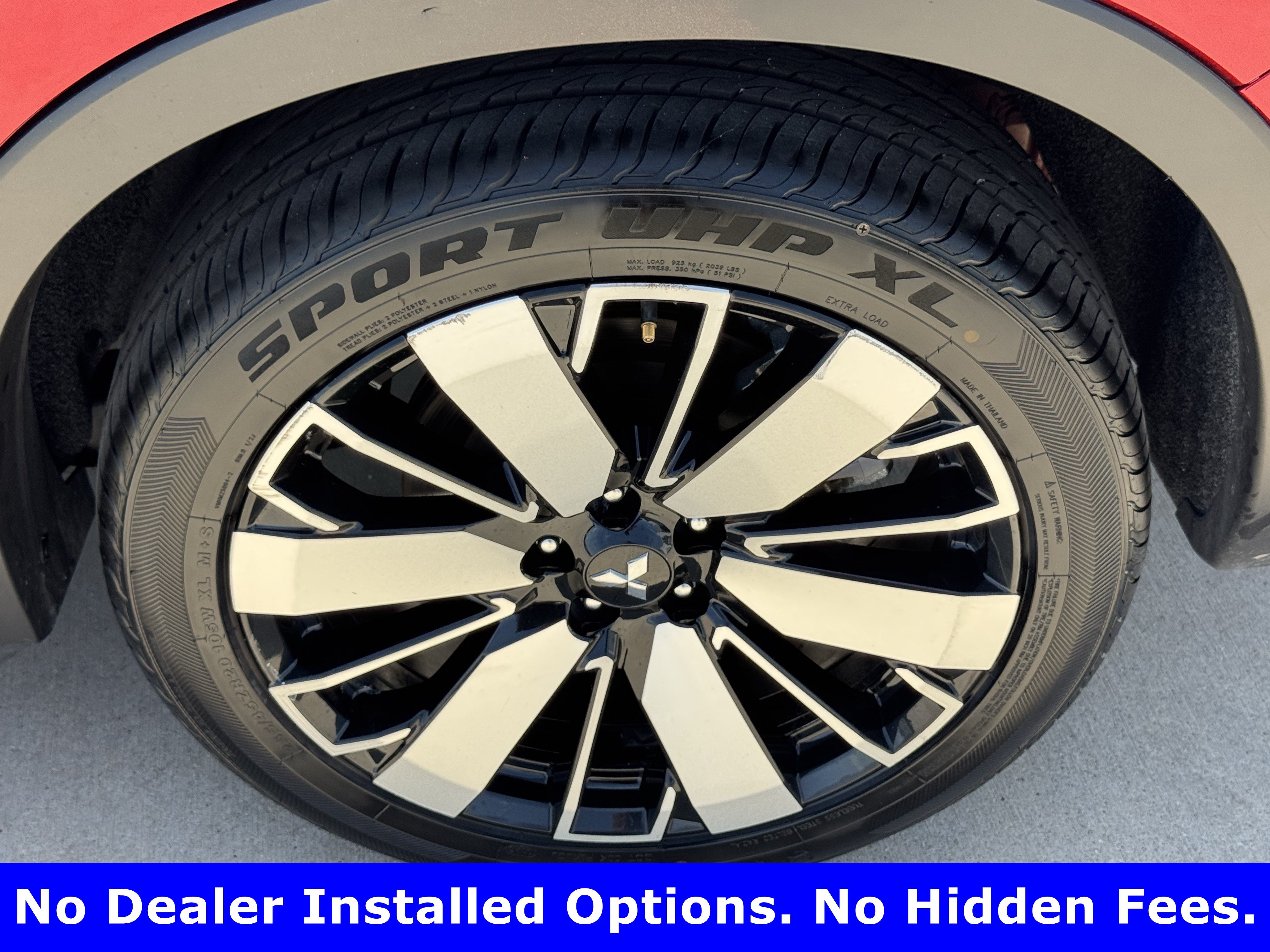 Used 2025 Mitsubishi Outlander SEL AWD/4WD image 9