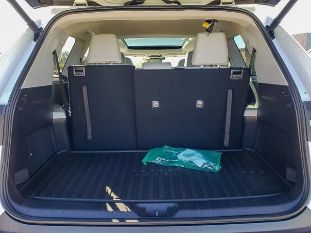 New 2026 Toyota Grand Highlander AWD image 17