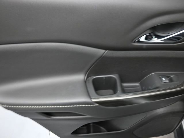 Used 2023 GMC Acadia SLT w/ Elevation Edition image 19