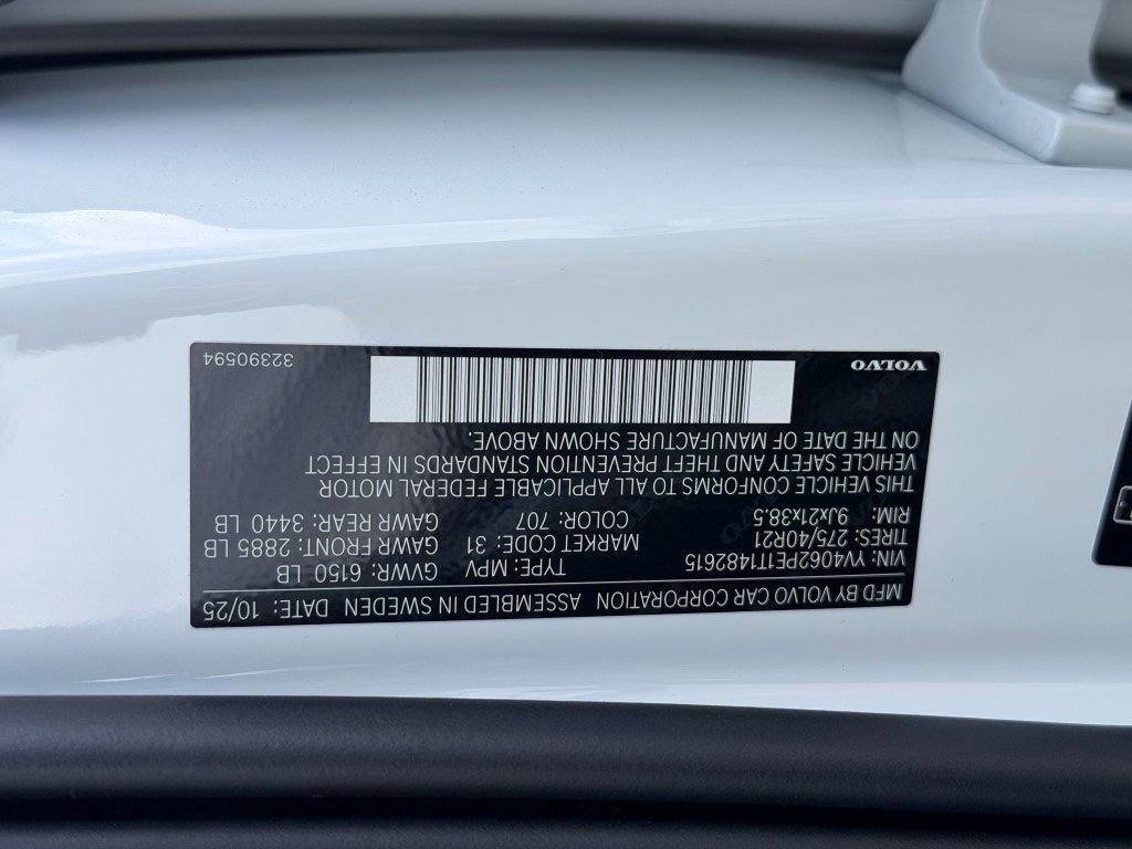 New 2026 Volvo XC90 B6 Plus w/ Protection Package Premier image 28