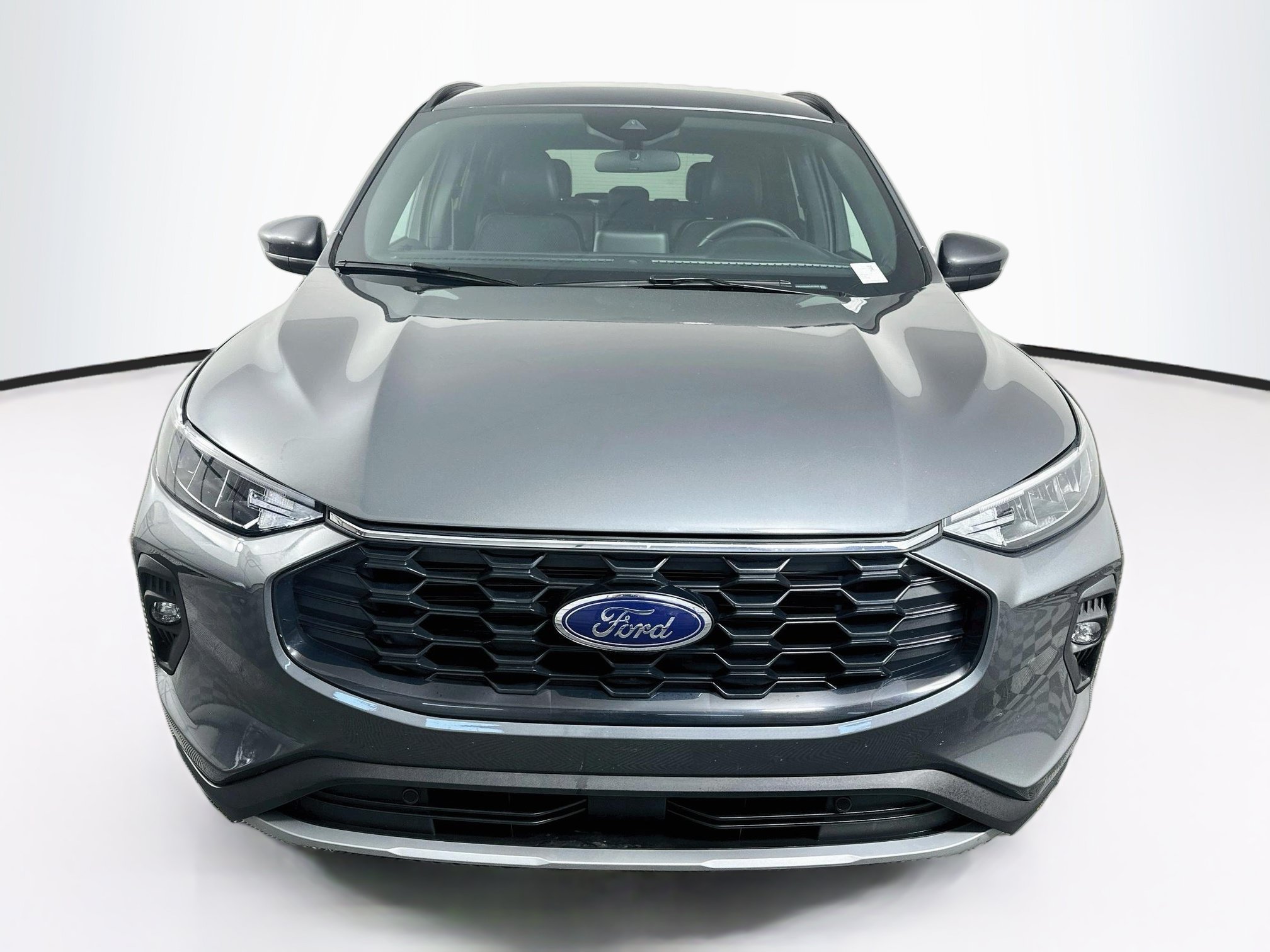 Used 2025 Ford Escape ST-Line Select AWD/4WD image 2
