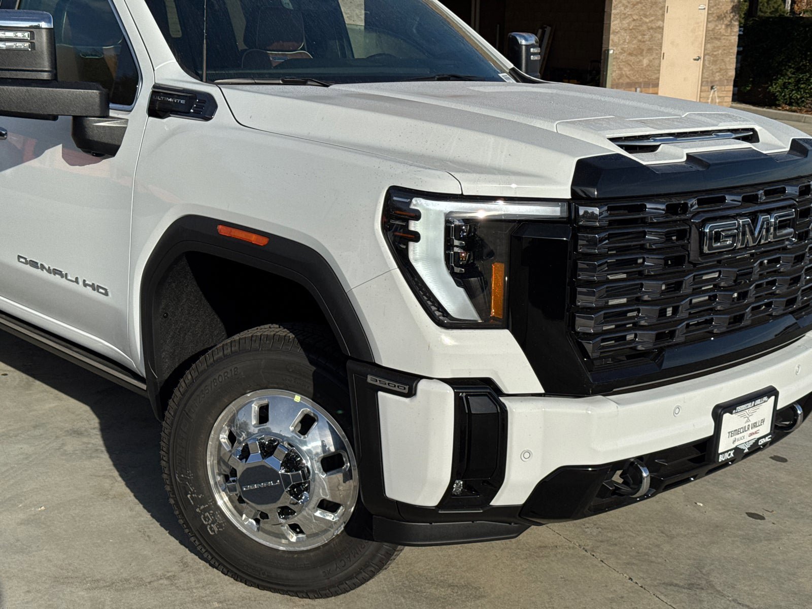 New 2026 GMC Sierra 3500 Denali Ultimate w/ LPO, Black Badging Package image 3