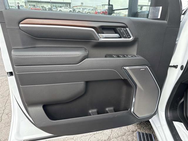 Used 2026 GMC Sierra 2500 Denali w/ Denali Reserve Package image 15