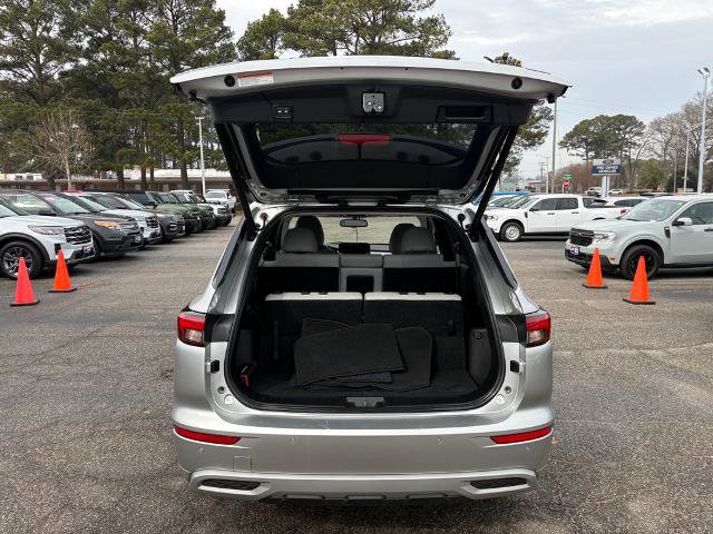 Used 2022 Mitsubishi Outlander SEL image 9