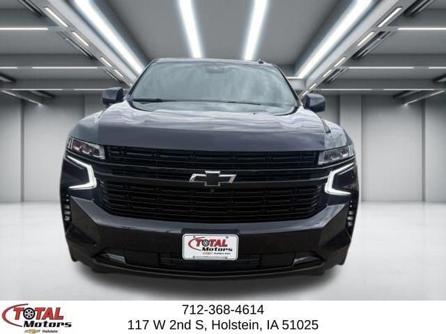 Used 2024 Chevrolet Suburban RST w/ Luxury Package AWD/4WD image 3
