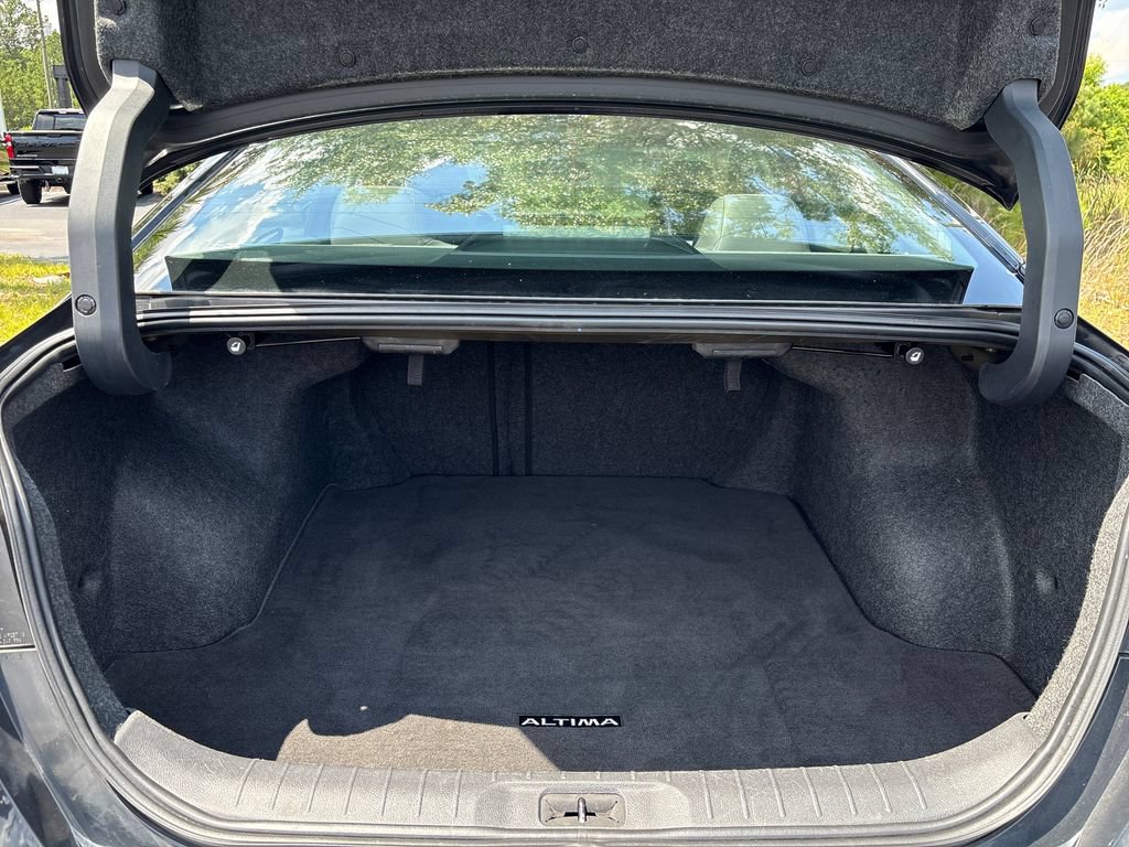 Used 2020 Nissan Altima 2.0 Platinum FWD image 25