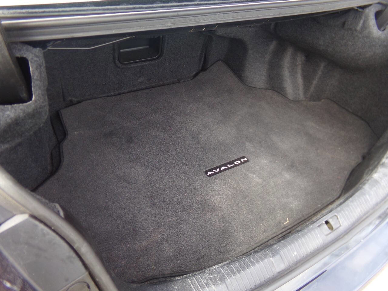 Used 2014 Toyota Avalon XLE Touring image 28