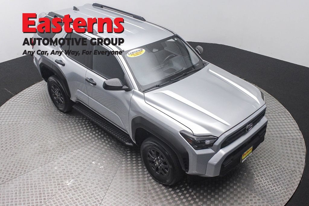 Used 2025 Toyota 4Runner SR5 AWD/4WD image 3