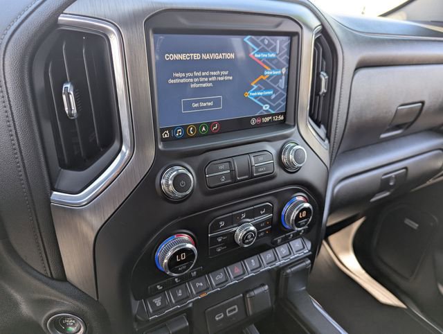 Used 2022 GMC Sierra 2500 Denali w/ Denali Black Diamond Edition AWD/4WD image 27