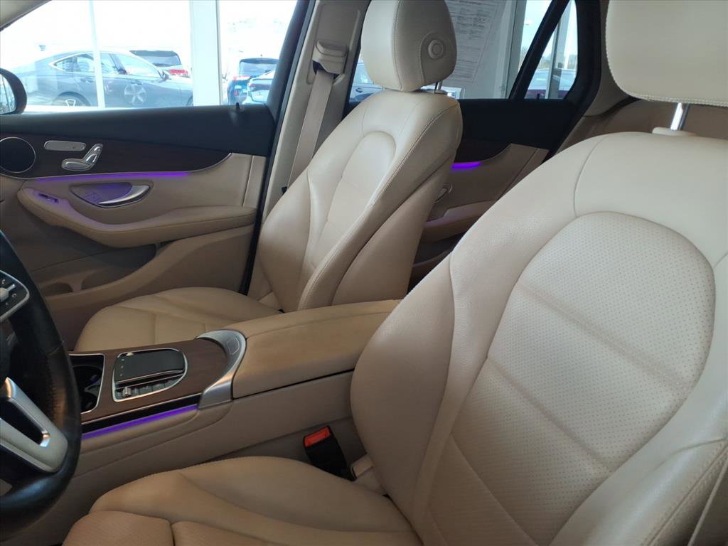 Used 2022 Mercedes-Benz GLC 300 4MATIC image 10