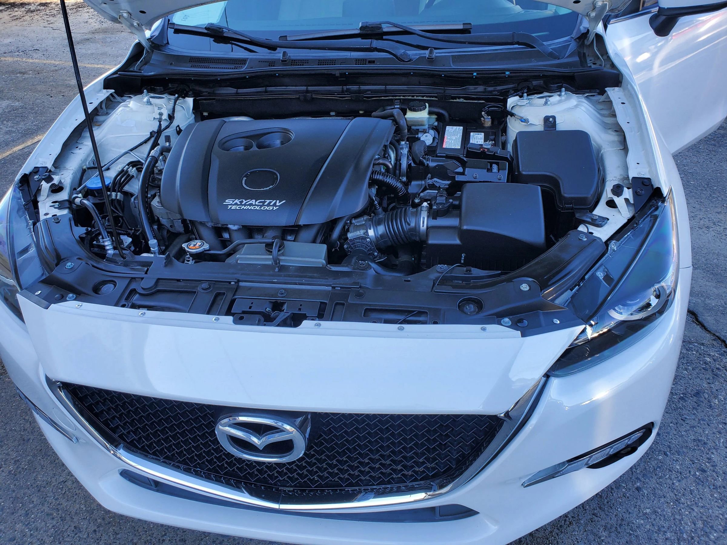 Used 2017 MAZDA MAZDA3 Sport w/ Preferred Equipment Package image 42