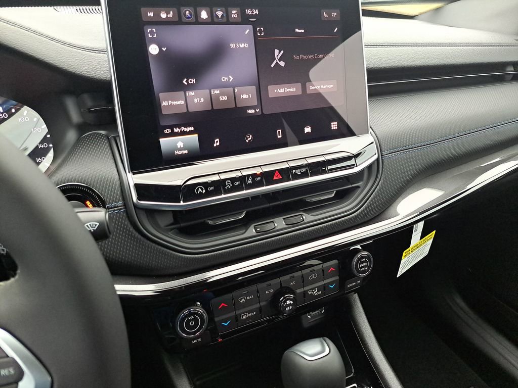 New 2026 Jeep Compass Limited image 8