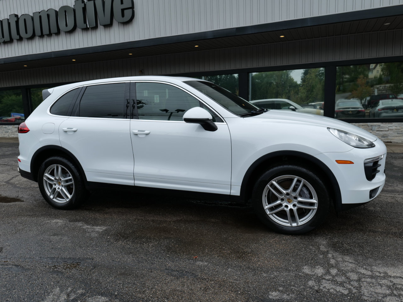 Used 2016 Porsche Cayenne image 67