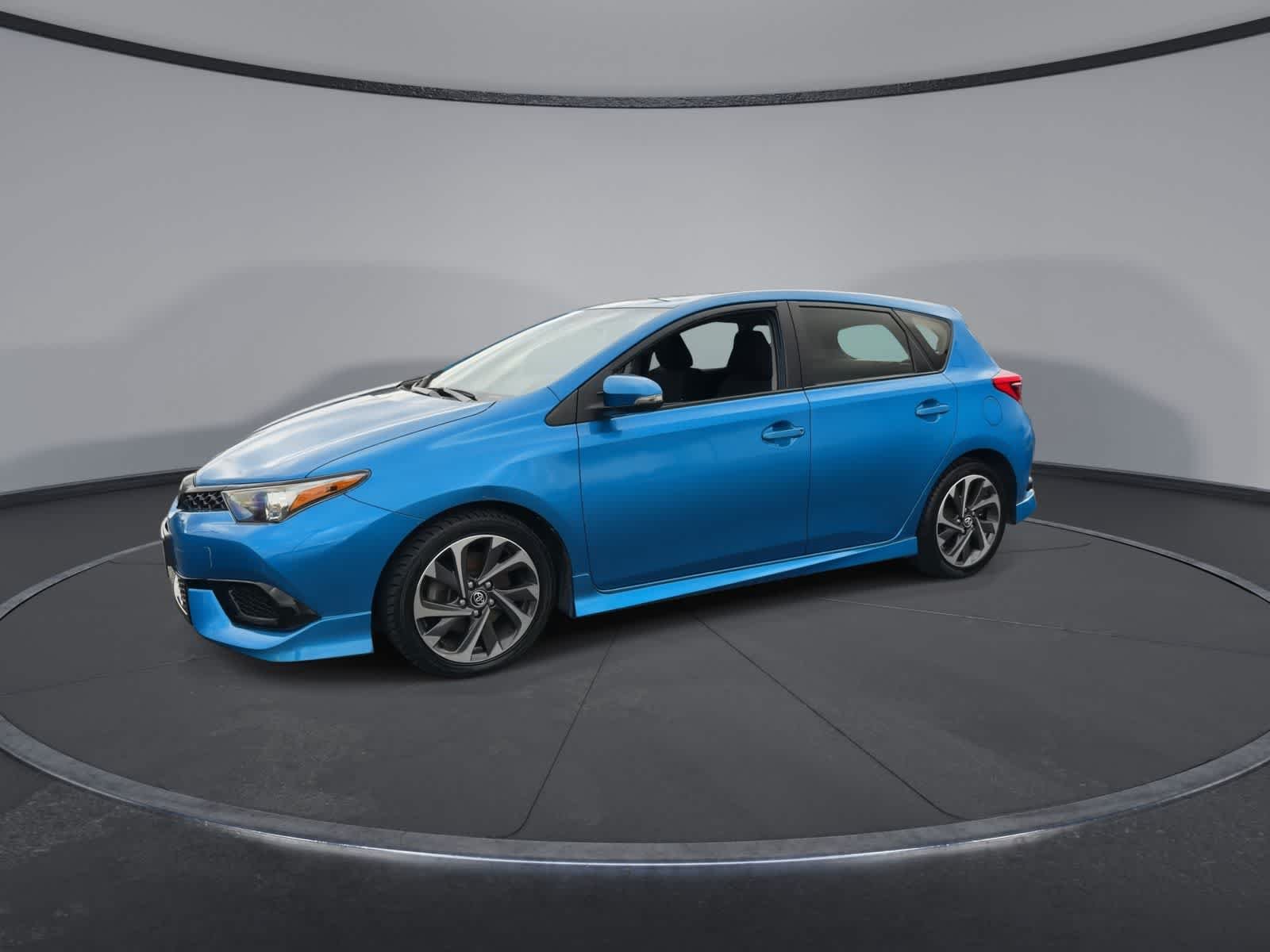 Used 2017 Toyota Corolla iM FWD image 4