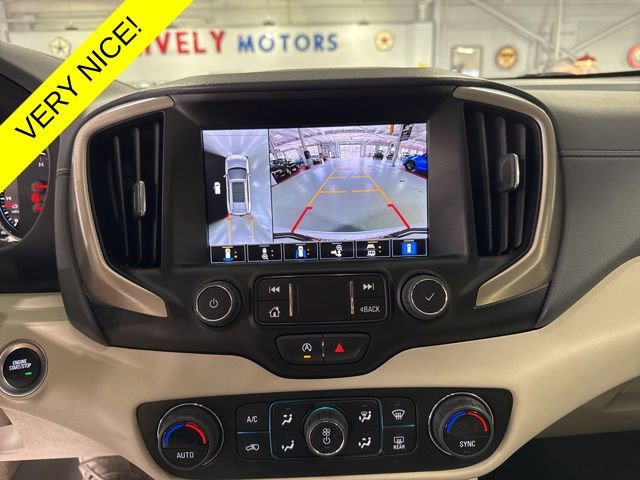 Used 2024 GMC Terrain Denali w/ Denali Premium Package image 19