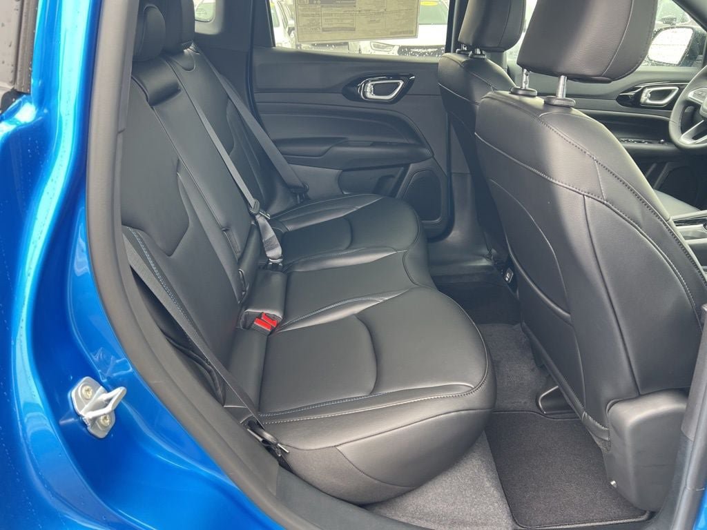 New 2026 Jeep Compass Limited AWD/4WD image 36