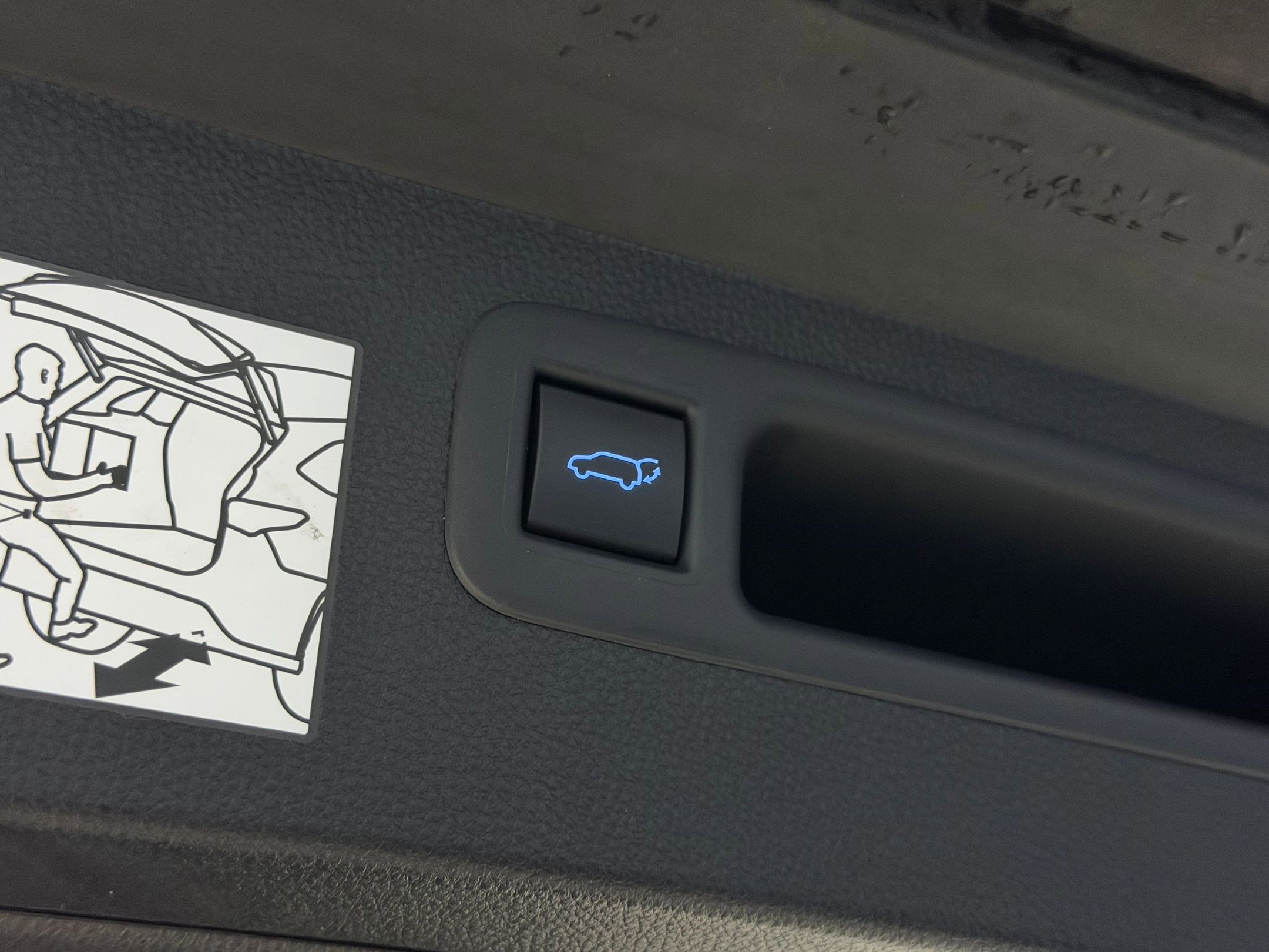 Used 2021 Toyota Highlander Platinum image 46