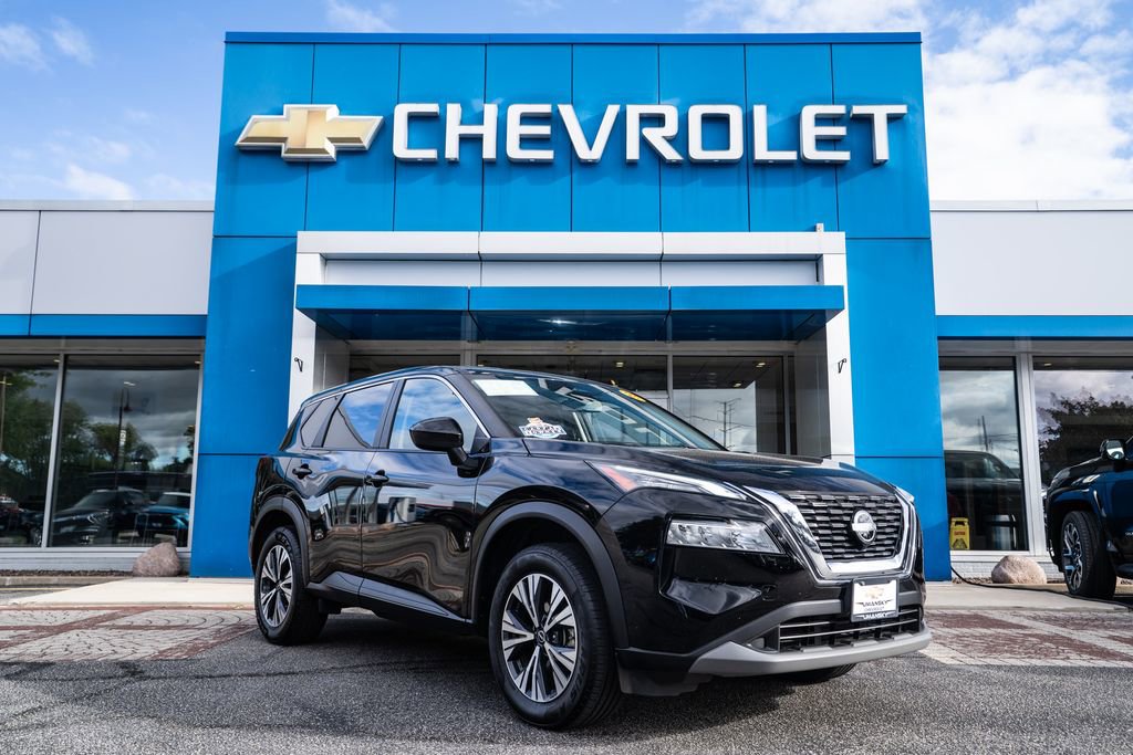 Used 2023 Nissan Rogue SV