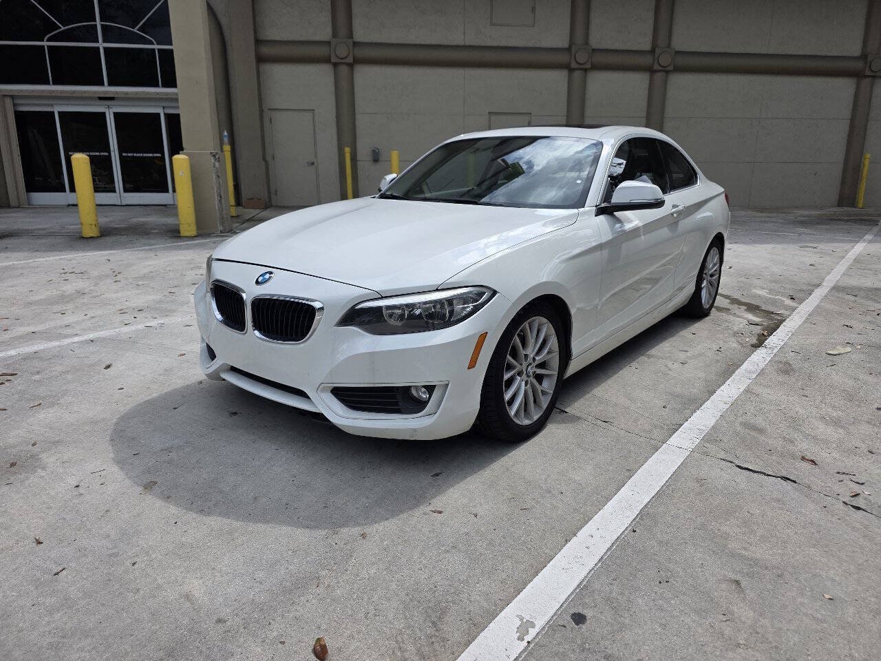Used 2014 BMW 228i Coupe RWD image 1