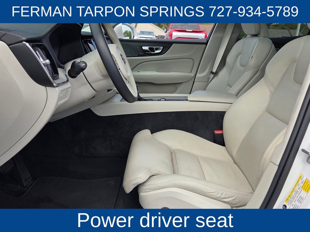 Used 2021 Volvo S60 T5 Inscription image 13