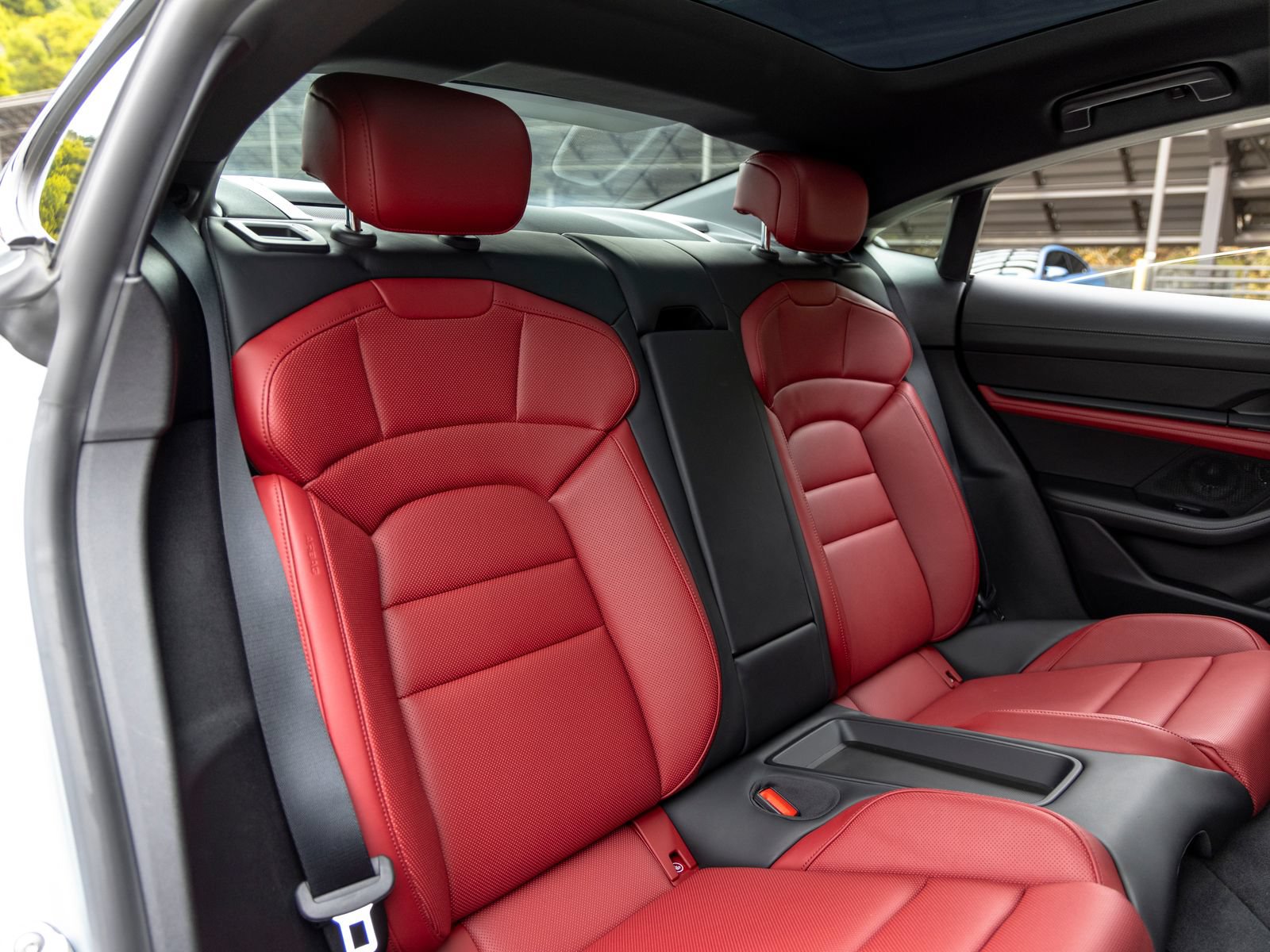 Certified 2021 Porsche Taycan 4S w/ Premium Package AWD/4WD image 49