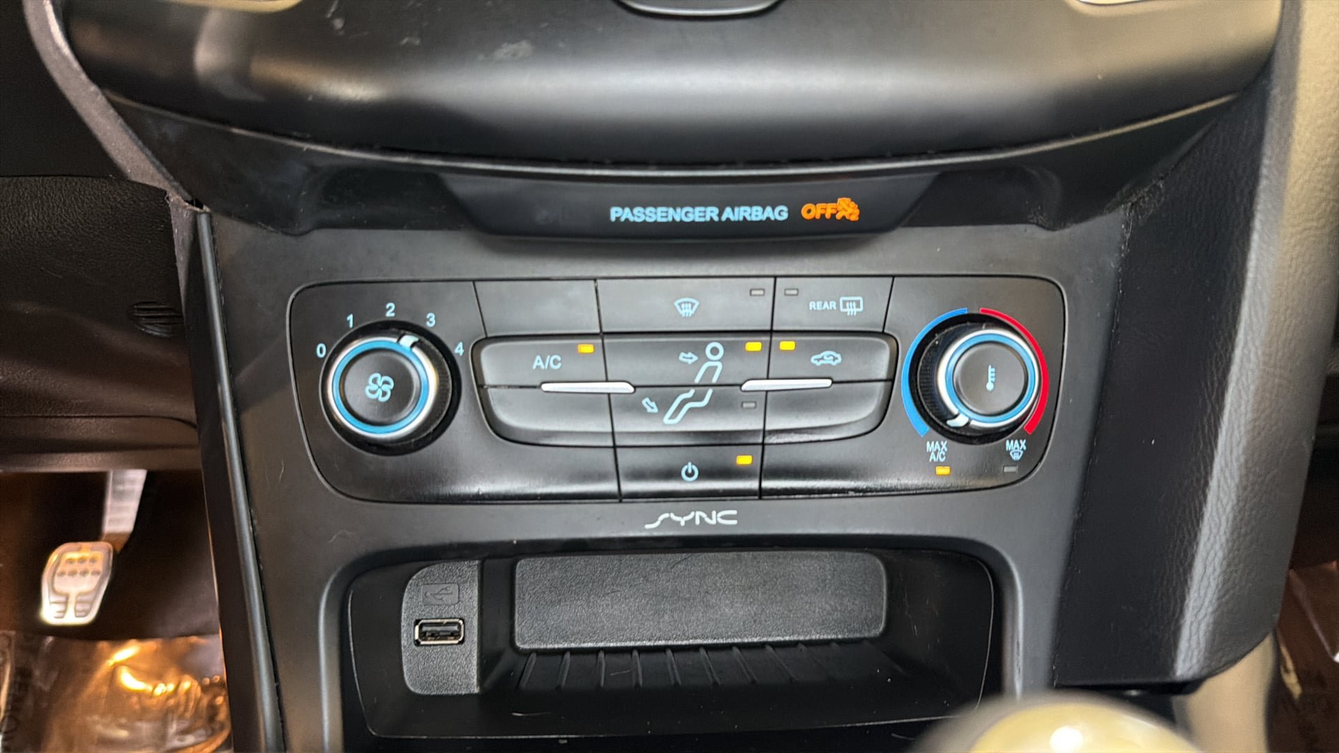 Used 2016 Ford Focus ST FWD image 28