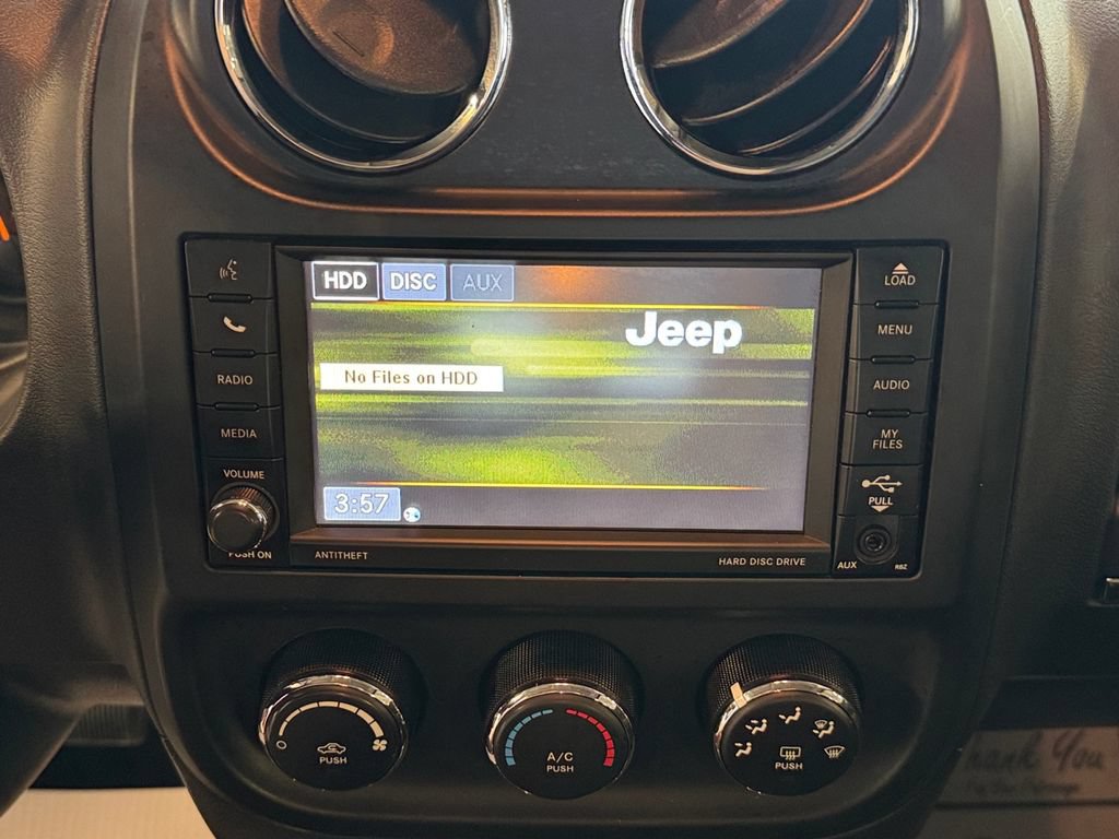 Used 2015 Jeep Patriot High Altitude AWD/4WD image 19