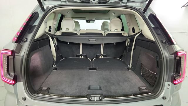 New 2026 Volvo EX90 Plus AWD/4WD image 45