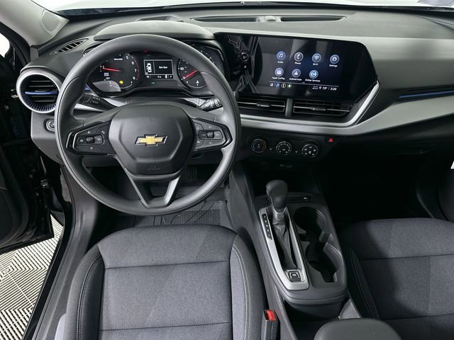 New 2026 Chevrolet Trax LS w/ LS Convenience Package FWD image 21